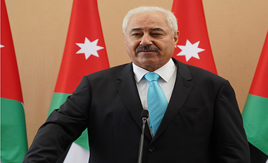 وزير الزراعة يطلع على المشروعات البحثية بمحطة الخناصري