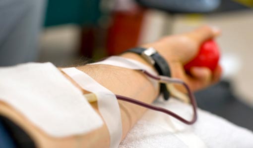 فريق شملت ينفذ حملة للتبرع بالدم لاطفال الثلاسيميا باربد فريق شملت ينفذ حملة للتبرع بالدم لاطفال الثلاسيميا باربد