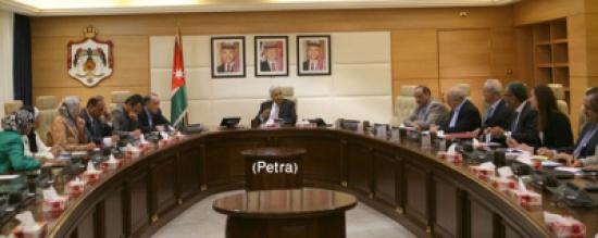 النسور : ليس على المواطن تحمل الاوضاع الاقتصادية اذا كان هناك فساد