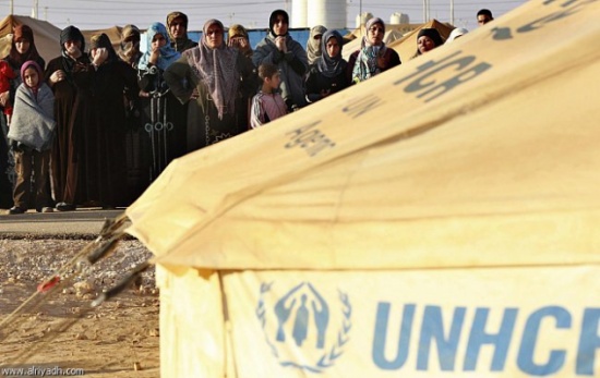 365 لاجئا سوريا جديدا يفرون إلى الأردن هربا من العنف فى بلادهم