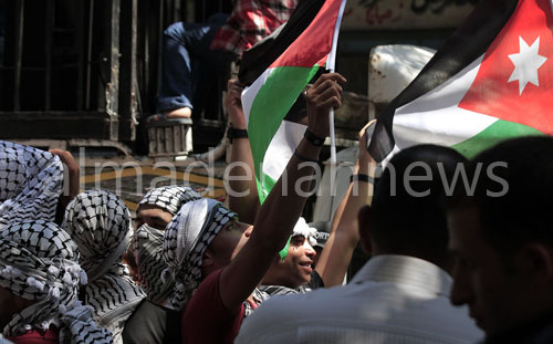 مسيرة في الطفيلة تحت شعار " لبيك يا غزة "