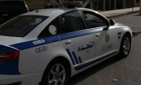 مركبة تعتدي على دورية في عمان 3 مرات وتلوذ بالفرار مركبة تعتدي على دورية في عمان 3 مرات وتلوذ بالفرار