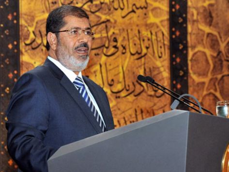 ''الإخوان'' : نقل مرسي إلى قاعدة بحرية ''الإخوان'' : نقل مرسي إلى قاعدة بحرية