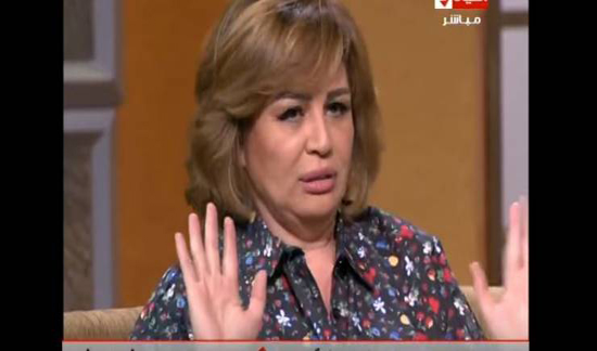 فيديو| إلهام شاهين تحن لأيام زمان وتبرر زيارتها لمبارك وتقول..!