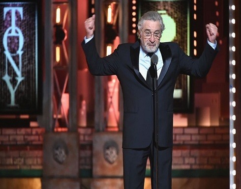 دي نيرو يشتم ترامب بكلمة نابية أمام جمهور كبير (شاهد)