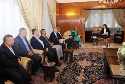 شاهدوا بالفيديو : وفد من " رابطة الكتاب " باستضافة نائب الأسد