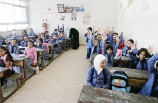 تخصيص حصة أسبوعية في المدارس للحديث عن خطورة الإرهاب