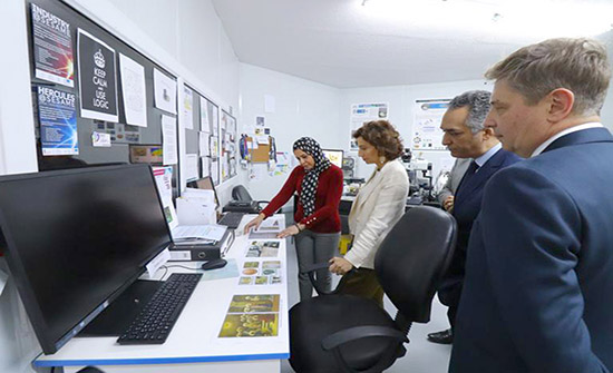 مديرة اليونسكو تزور مركز السينكروترون