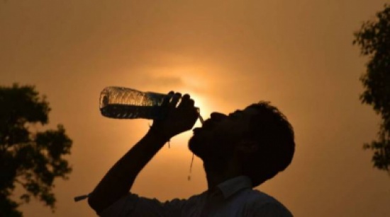 5 أشياء يجب تجنبها في مواجهة موجات الحر.. وهذا ما ينبغي فعله بالمكيفات! 5 أشياء يجب تجنبها في مواجهة موجات الحر.. وهذا ما ينبغي فعله بالمكيفات!