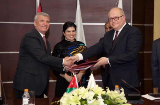 وزارة الاشغال العامة توقع اتفاقيتي تعاون مع الجمعية العلمية الملكية