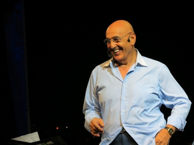 المسرحية الكوميدية رحلة منسفية من البرلمان الى اي سي يو لنبيل صوالحة