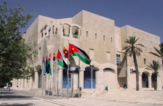 "الامانة ": عطاء لإعادة إنشاء ثلاث جسور مشاه تعرضت لحوادث مرورية