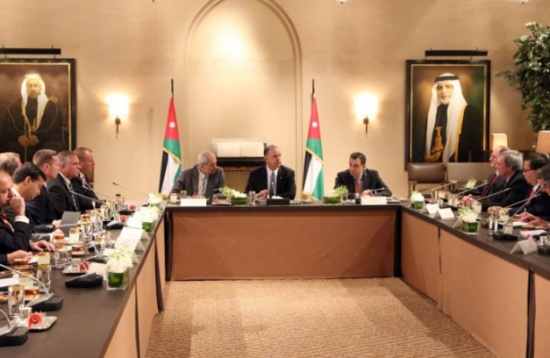 نائب الملك يستقبل وفدا من مجلس النواب الأميركي نائب الملك يستقبل وفدا من مجلس النواب الأميركي
