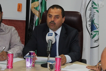 ابوغنيمة يدعو الى احترام الدستور الذي كفل حرية التعبير ابوغنيمة يدعو الى احترام الدستور الذي كفل حرية التعبير