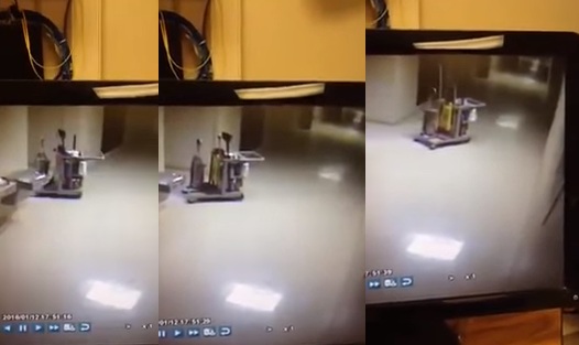 شاهد.. عربة تنظيف مثيرة ترعب طلبة مدرسة