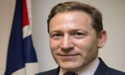 مسؤول بريطاني يحذر من تحول اليمن الى مأوى للإرهاب