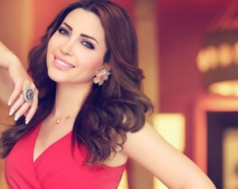 بالفيديو والصور - نسرين طافش تحتفل بعيد ميلادها على طريقتها.. شاهدوا فستانها وقالب الحلوى! بالفيديو والصور - نسرين طافش تحتفل بعيد ميلادها على طريقتها.. شاهدوا فستانها وقالب الحلوى!