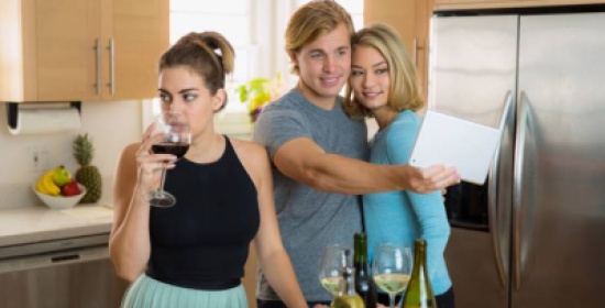 دراسة...كل الرجال الجيدين محجوزين! دراسة...كل الرجال الجيدين محجوزين!
