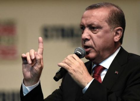 شاهد.. أردوغان يقاطع ميركل غاضباً: لا تسخدمي هذه الجملة