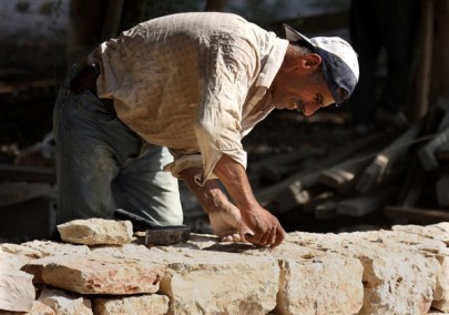 في الغور .. ظروف عمل صعبة وعمال بلا حقوق في الغور .. ظروف عمل صعبة وعمال بلا حقوق