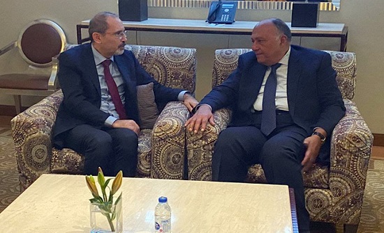 الصفدي يلتقي نظيره المصري