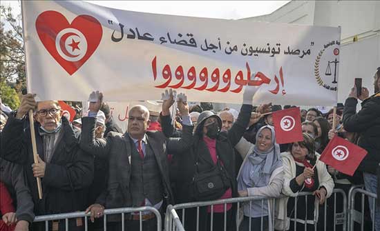 تونس.. "حراك 25 يوليو" يدعو لحل المجلس الأعلى للقضاء تونس.. "حراك 25 يوليو" يدعو لحل المجلس الأعلى للقضاء