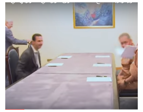 بالفيديو.. فضيحة : الأسد يضع أمامه أوراقا ويكتب ملاحظات وزير الدفاع الروسي بالفيديو.. فضيحة : الأسد يضع أمامه أوراقا ويكتب ملاحظات وزير الدفاع الروسي
