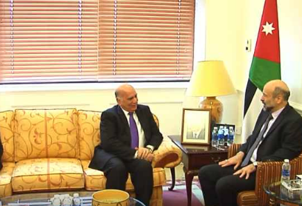 الرزاز يبحث مع نائب رئيس الوزراء العراقي تعزيز التعاون المشترك