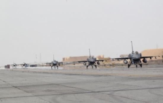وصول طائرة تقل 147 أردنياً من اليمن وصول طائرة تقل 147 أردنياً من اليمن