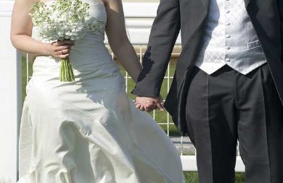 عروس تتزوج حبيبها للمرة الـ67 عروس تتزوج حبيبها للمرة الـ67