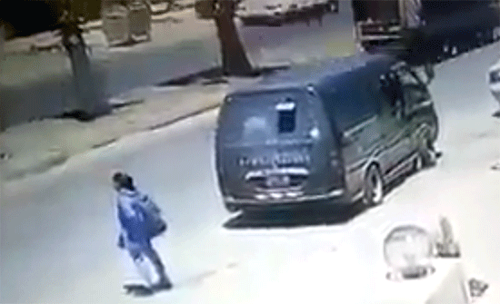 تعرف على الحالة الصحية للطالبة التي دهسها باص في عمان