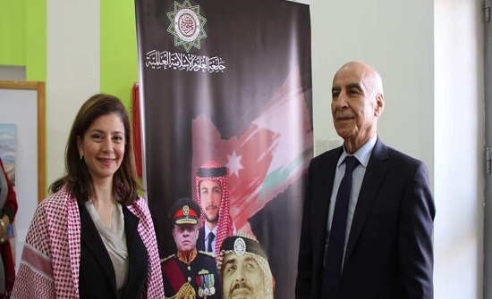 "العلوم الإسلامية" تحتفل بمرور 20 عاماً على تولي الملك سلطاته الدستورية "العلوم الإسلامية" تحتفل بمرور 20 عاماً على تولي الملك سلطاته الدستورية