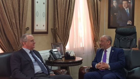 وزير العمل يدعو الى تعاون مستمر بين وزارة العمل ونقابة المهندسين وزير العمل يدعو الى تعاون مستمر بين وزارة العمل ونقابة المهندسين