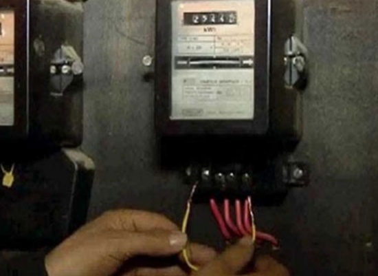 ضبط 17289 حالة سرقة كهرباء في تسعة شهور..تفاصيل