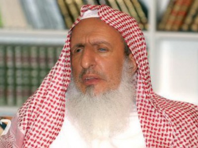 مفتي السعودية: زواج القاصرات جائز ولا شيء فيه مفتي السعودية: زواج القاصرات جائز ولا شيء فيه