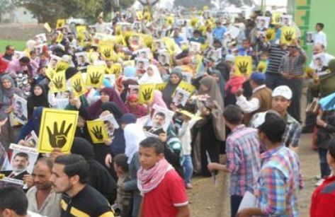 الهاشتاج المسيء للسيسي يتصدر مسيرات المعارضين الهاشتاج المسيء للسيسي يتصدر مسيرات المعارضين