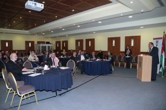 الاردنية تطلق نتائج دراسة التحدي التعليمي