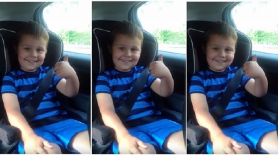 شاهد.. رد فعل طريف لطفل تلقى خبر حمل والدته