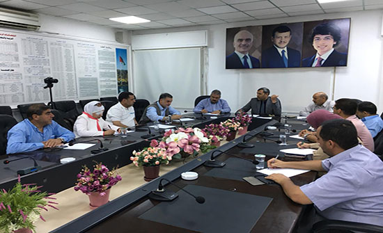 مؤتمر صحفي لرئيس مجلس محافظة العقبة