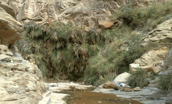 اغلاق موقع حمامات عفرا المعدنية جراء السيول