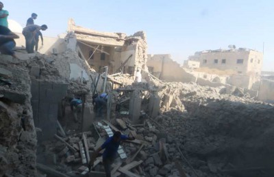 طائرات الأسد تقتل 27 شخصًا في ريف إدلب بسوريا