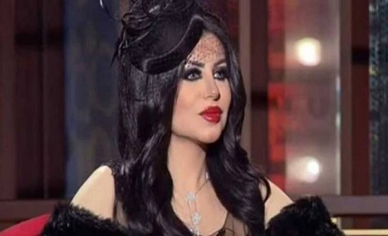 فيديو| بائع 'البوظة' يعتدي على الإعلام​ية الكويتية ​'حليمة بولند'!