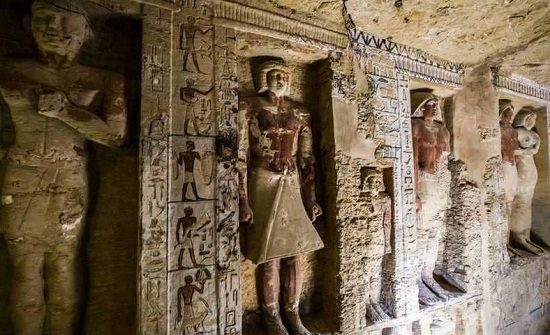مصر: الإعلان عن كشف أثري ضخم بالمنيا مصر: الإعلان عن كشف أثري ضخم بالمنيا