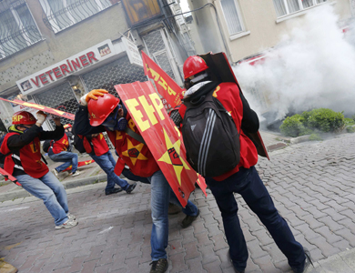 صدامات بين الشرطة التركية ومتظاهرين في اسطنبول