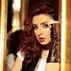 أنغام: أعشق صوت شيرين عبد الوهاب أنغام: أعشق صوت شيرين عبد الوهاب