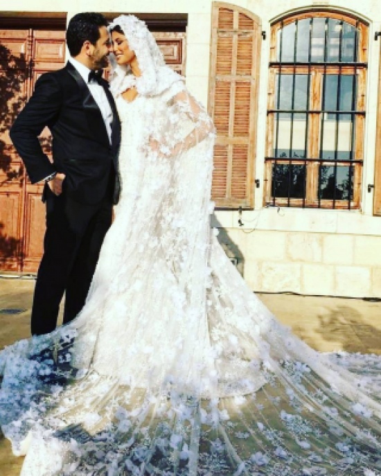 الكشف عن الصورة الأولى التي جمعت وسام بريدي بزوجته قبل الحب الكشف عن الصورة الأولى التي جمعت وسام بريدي بزوجته قبل الحب