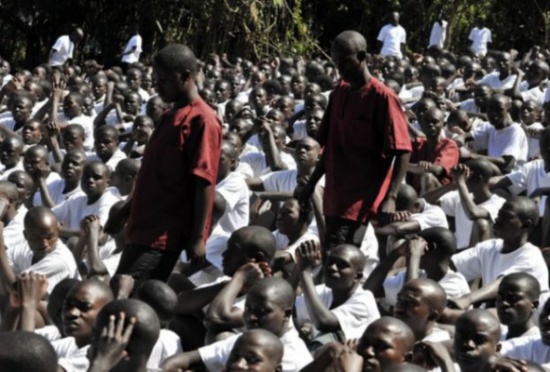 "غوانتنامو" آخر في رواندا