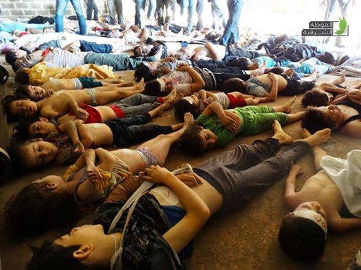 عائلة 21 فلسطينيا قتلوا بالكيماوي السوري يطالبون إسرائيل بدفنهم في الناصرة عائلة 21 فلسطينيا قتلوا بالكيماوي السوري يطالبون إسرائيل بدفنهم في الناصرة
