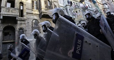 محكمة تركية تقضى بالسجن مدى الحياة على كاتبة تعيش بالمنفى