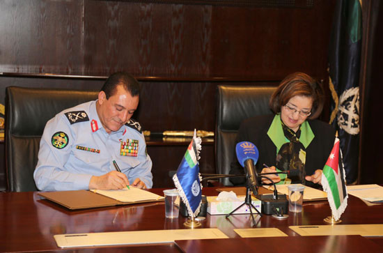 التنمية الاجتماعية توقع مذكرة تفاهم مع الامن العام